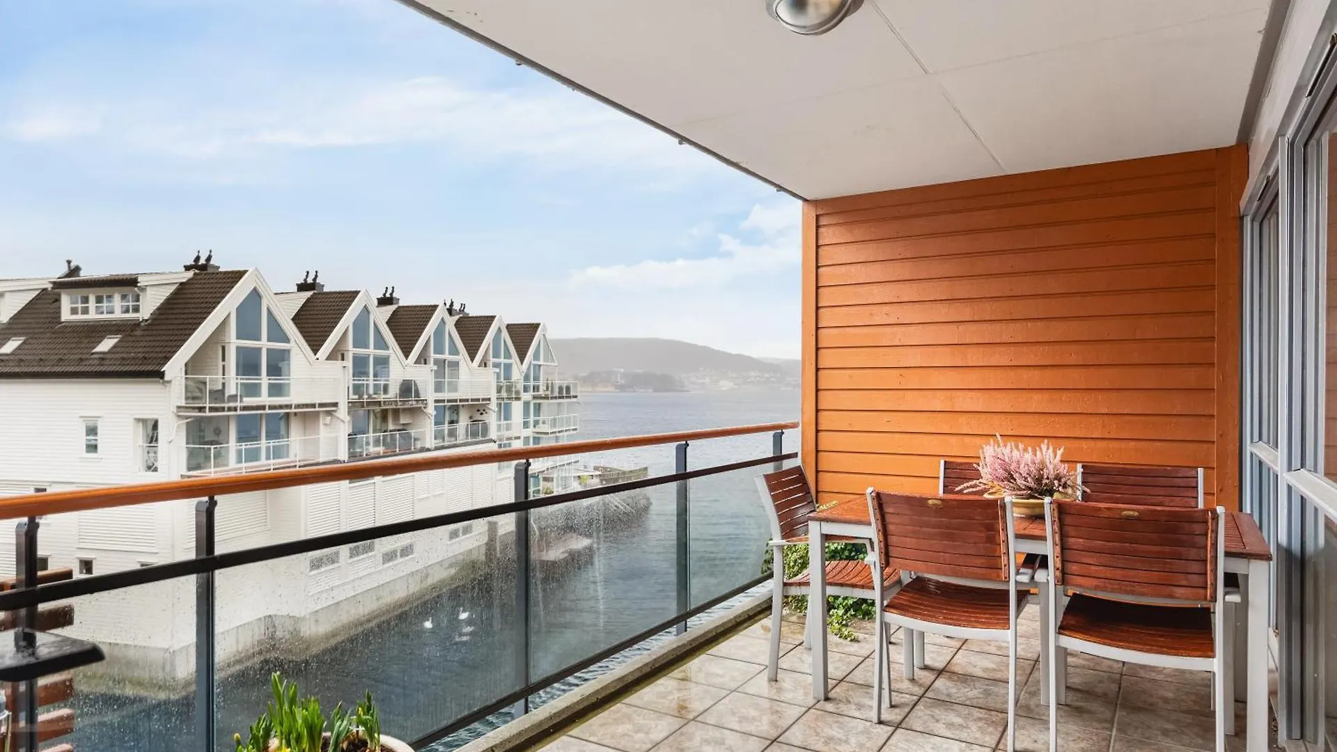 Dinbnb Apartments I Apartment On Island I Terrace And Grill I Free Parking Μπέργκεν Νορβηγία